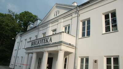 Odnowiona będzie elewacja. Naprawiony będzie też dach