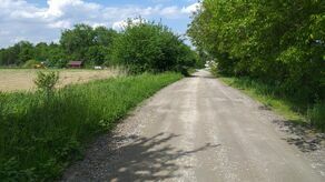 Góry Kluczkowickie. Miejsce, od którego się zacznie nowa nawierzchnia drogi, na którą czekają mieszkańcy