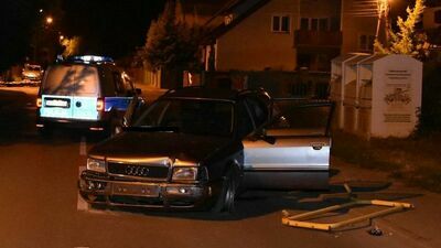 Szalony rajd ulicami Chełma zakończył na wbiciu się w radiowóz. Dwóch policjantów rannych