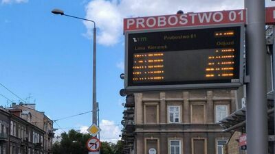 Nieprawdziwe informacje pokazuje pasażerom część wyświetlaczy na lubelskich przystankach