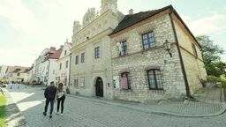 Kazimierz Dolny. Donice, plac zabaw czy fotografie?