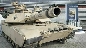 Czołg M1A2 Abrams prezentowany na ubiegłorocznym Międzynarodowym Salonie Przemysłu Obronnego w Kielcach