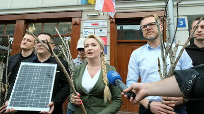 Drodzy posłowie i ministrowie z PiS-u, wypchajcie się tym chrustem! – mówił Michał Krawczyk, lubelski poseł Koalicji Obywatelskiej