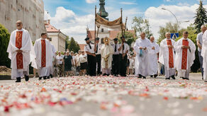 Boże Ciało 2022 w Zamościu. Największa procesja przeszła przez Stare Miasto