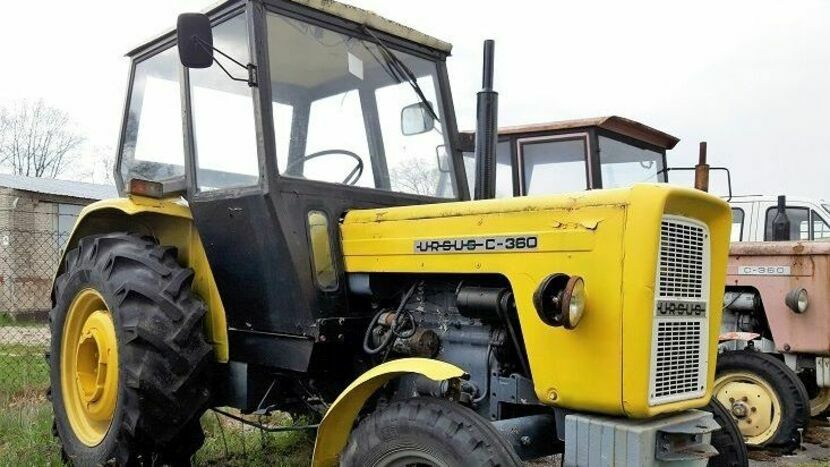 Ceny używanych ciągników Ursus wciąż są wysokie. Cena jednego z wystawionych na licytację traktorów zaczyna się od 10 tys. zł