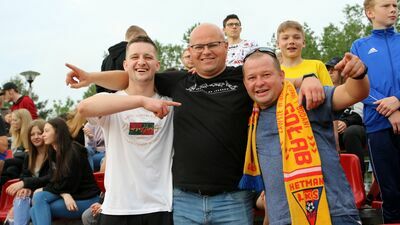 Piłkarskie święto w Gołębiu. Hetman wrócił i zagrał na nowym stadionie [zdjęcia, wideo]