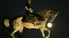 Najpierw pełnia, a potem superpełnia Księżyca. Niedługo niezwykłe zjawisko astronomiczne