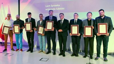 We wtorek w Centrum Symulacji Medycznej Uniwersytetu Medycznego w Lublinie wojewoda lubelski Lech Sprawka (PiS) podziękował osobom i instytucjom zaangażowanym w walkę z pandemią za pracę podczas ostatnich ponad dwóch lat