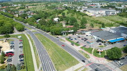 Nowy budynek miałby stanąć za sklepem Biedronka