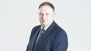 Jesteśmy krajem – i pokazują to analizy – w którym lubi się chodzić do sklepów. Lubimy kontakt z drugim człowiekiem. Dlatego chcemy robić zakupy osobiście. Okazuje się także, że Polacy odwiedzają sklepy stosunkowo często. W wielu krajach Europy zakupy są robione rzadziej, ale klienci zaopatrują się na kilka dni – mówi Mirosław Wawryszczuk.