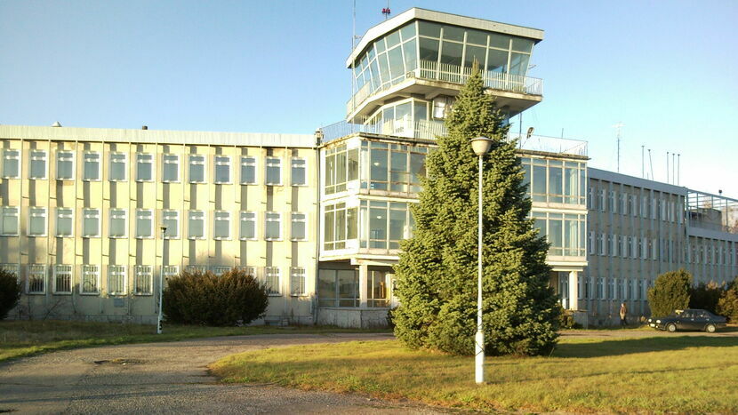Budynek byłego portu lotniczego ma służyć szkoleniom żołnierzy