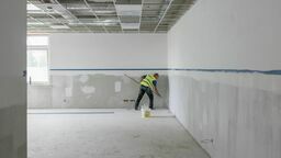 W budynku trwają prace wykończeniowe