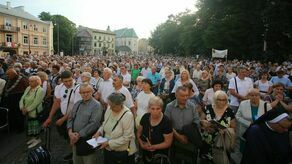 Cud lubelski. Wierni przeszli ulicami Lublina w rocznicę płaczu Matki Bożej