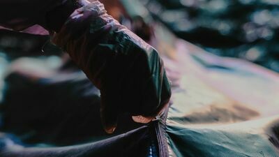 W jednym z pokoi policjanci znaleźli ciało Doroty S.