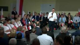 Premier Morawiecki o braku węgla. Obwinia właścicieli składów