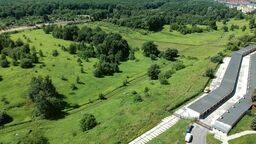 Okoliczni mieszkańcy nie chcą w wąwozie biurowca, który ich zdaniem popsułby krajobraz