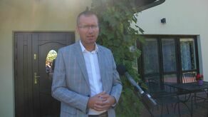 Wójt gminy Piszczac, Kamil Kożuchowski. Samorząd wybuduje drogę w Połoskach i wymieni oświetlenie na bardziej oszczędne 