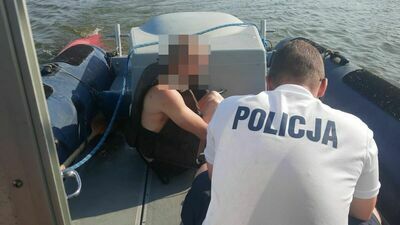 Akcja ratunkowa na Zalewie Zemborzyckim. Pijany w kajaku
