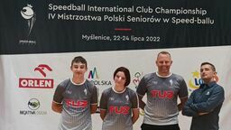 Od lewej: Szymon Gołofit, Maja Szewczyk, Mariusz Rzedzicki, Przemysław Wolan (prezes Federacji Speed-Ball Polska).