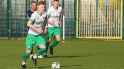 Orlęta Spomlek mają za sobą dwa sparingi. Wygrana z Huraganem, porażka ze Świtem