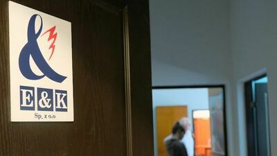 Firma mieściła się w Lublinie przy ul. Radziwiłłowskiej