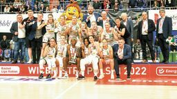 Sezon 2021/22 był pierwszym od pięciu lat, od kiedy zespół koszykarek rywalizował na dwóch frontach jednocześnie – tym krajowym i europejskim