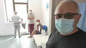 Pan Jan na zaszczepienie czekał grubo ponad godzinę