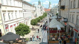 Lublin. Mieszkańcy chcą uciszyć piwne ogródki. W grupie popierających protest jest zakonnik