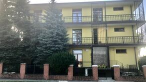 W schronisku na ul. Orlicz-Dreszera 2 w Zamościu, gdzie mieści się też kuchnia MCPR, pojawiły się pluskwy. Na czas dezynfekcji wszyscy musieli budynek opuścić. Bezdomni mieli radzić sobie sami