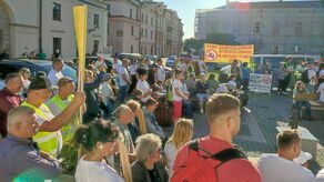 Stanowcze "nie" dla CPK. Kilkaset osób protestowało w Zamościu [zdjęcia]