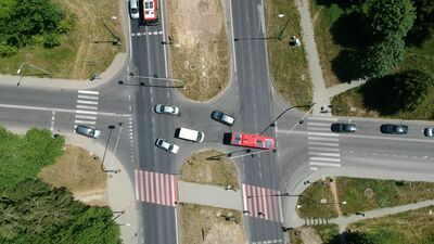 Ratusz zapowiada przebudowę skrzyżowania. Al. Witosa zostanie poszerzona o dodatkowe pasy do skrętu w prawo i w lewo. Ul. Doświadczalna ma dostać dodatkowe pasy dla skręcających w lewo.