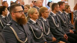 Puławscy policjanci świętowali w pałacu. Awanse i wyróżnienia