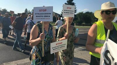 "Won stąd CPK", "Horała zrobi wała", "Stop wywłaszczeniom". Wyszli na ulice przeciw rządowej inwestycji [zdjęcia]