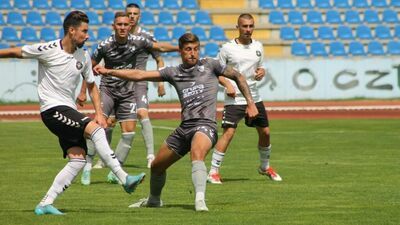 W próbie generalnej przed nowym sezonem Wisła przegrała z beniaminkiem II ligi Polonią Warszawa 2:5. Wcześniej puławianie wygrali jednak trzy mecze kontrolne