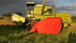 Lubelska. Straszna tragedia na polu. Wielki kombajn przejechał po człowieku