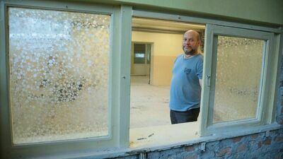 Przebudowa i remont szkolnej kuchni i jadalni zaczęły się zbyt późno, by mogły się skończyć przed 1 września. Zresztą czas potrzebny na te roboty i tak oszacowano na trzy miesiące, czyli okres dłuższy od wakacji