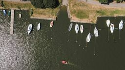 Głównym problemem jest woda spływająca Bystrzycą, zawierająca duże ilości lessu, przez co glony mają cały czas dobre warunki do zakwitu