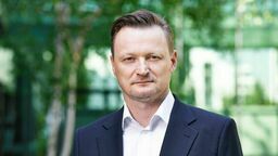 Mieczysław Starkowicz chwali się m.in., że pracując dla Grupy Polpharma, „w kilka lat zdołał wielokrotnie zwiększyć przychody spółki Farmaprojects”.