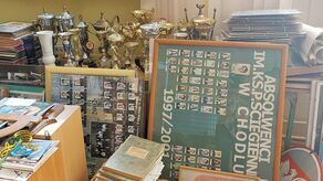 Aktualny stan gromadzenia pamiątek po wieloletniej działalności szkoły w Chodlu