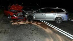 Ford i audi. Czołowe zderzenie. Pięć osób w szpitalu
