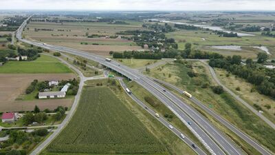 Budowa S12. Odkryli podziemne składowisko śmieci. Trzeba było zmienić plany