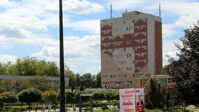 Hotel Izabella to jeden najwyższych budynków Puławach. Z jego dachu w sobotę popłyną dźwięki muzyki inspirowanej latami 80