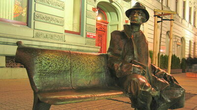 Ławeczka Juliana Tuwima w Łodzi