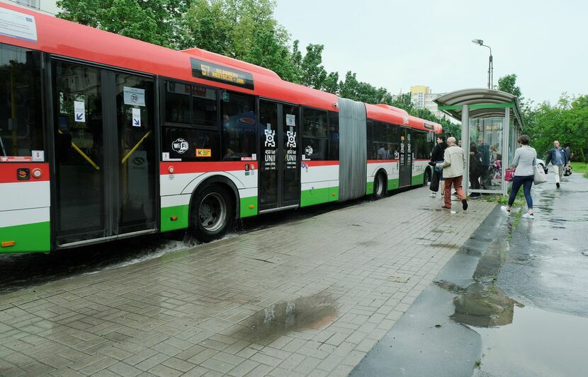 Przybywa pasażerów, zarówno w autobusach jak i trolejbusach