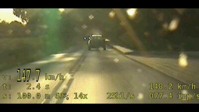 Pijany za kierownicą, 147 h/km na liczniku a na ogonie radiowóz. Nagranie
