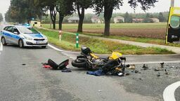 Trzy osoby, w tym motocyklista ucierpiały w wypadku