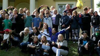 Dzieci wysprzątały Park Czartoryskich. Akcja "Eko-Park" 