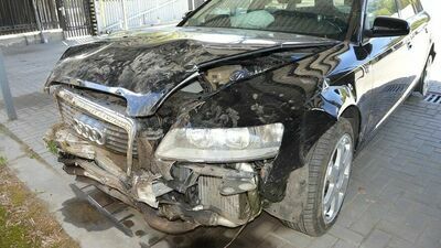 Uciekł z miejsca wypadku, po czym wrócił z kim innym. "Namówiłem go do powrotu"