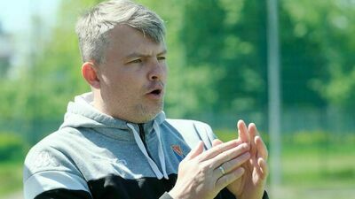 W niedzielnym meczu z Wisłą Puławy drużynę Motoru poprowadzi Wojciech Stefański. Z każdym dniem przybywa jednak kandydatów na nowego trenera żółto-biało-niebieskich