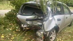 Lublin. Wypadek na ulicy Koncertowej. Z hondy wytoczyła się butelka wódki